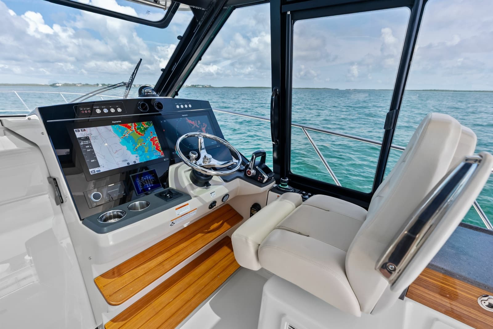 2023 Boston Whaler 405 Conquest - Photo 22
