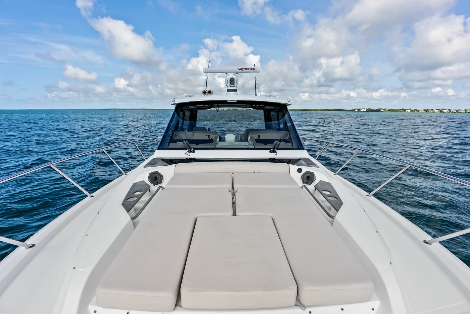 2023 Boston Whaler 405 Conquest - Photo 10