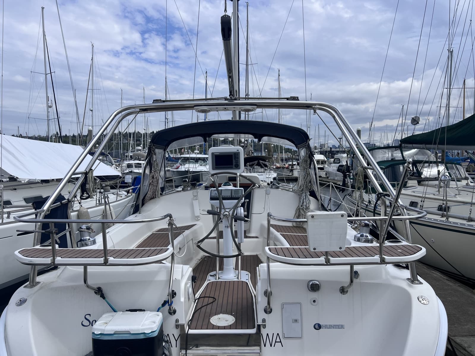 2006 Hunter 38 - Photo 2