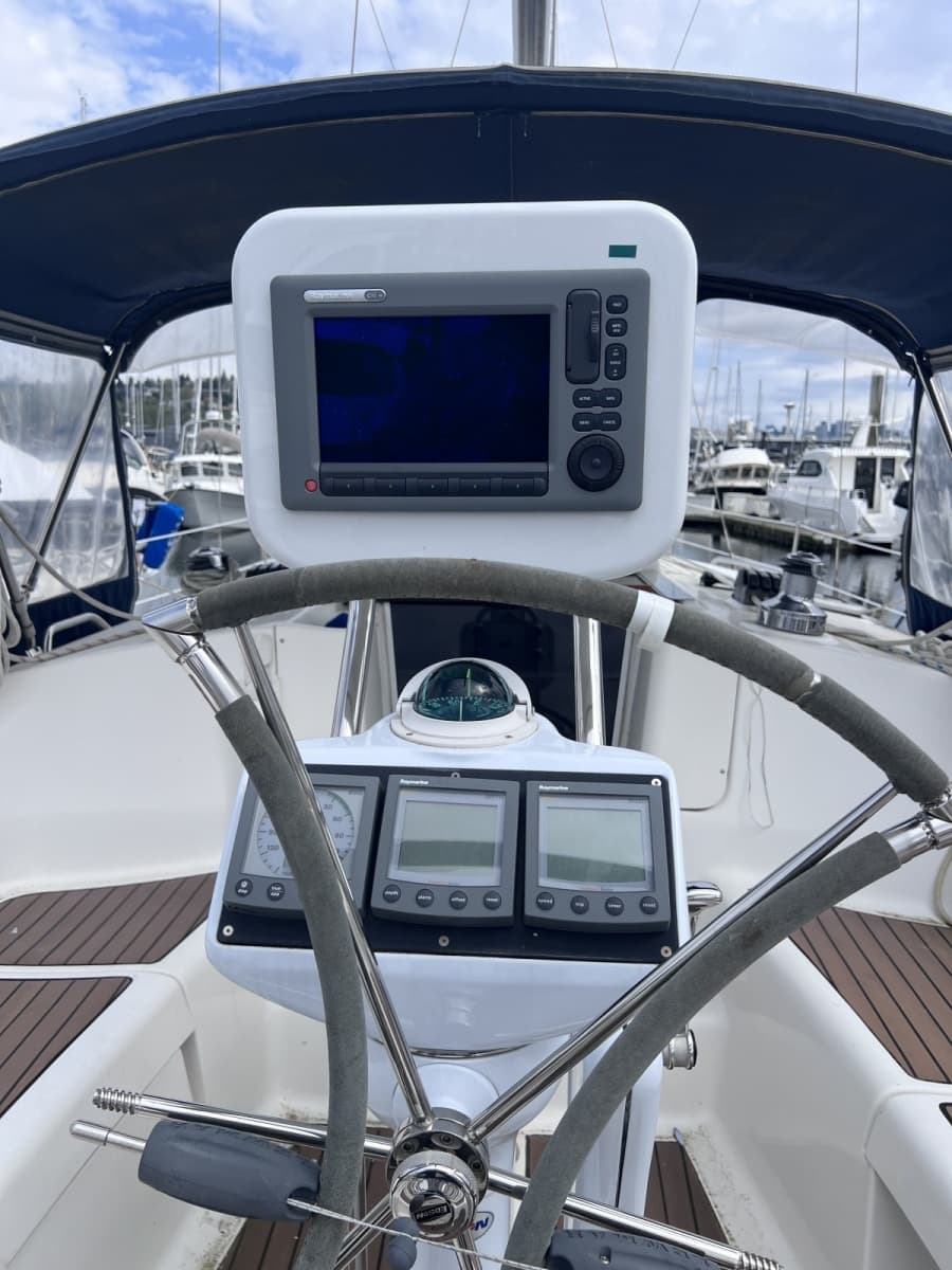 2006 Hunter 38 - Photo 3