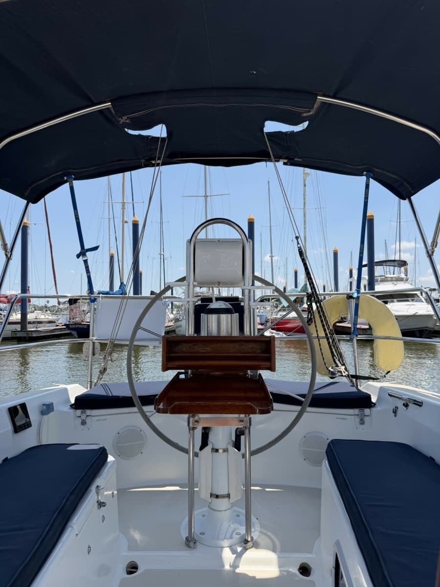 1988 Tartan 31 - Photo 22
