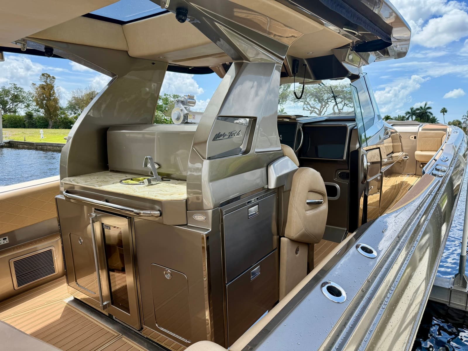 2020 Nor-Tech 550 SPORT CENTER CONSOLE - Photo 35