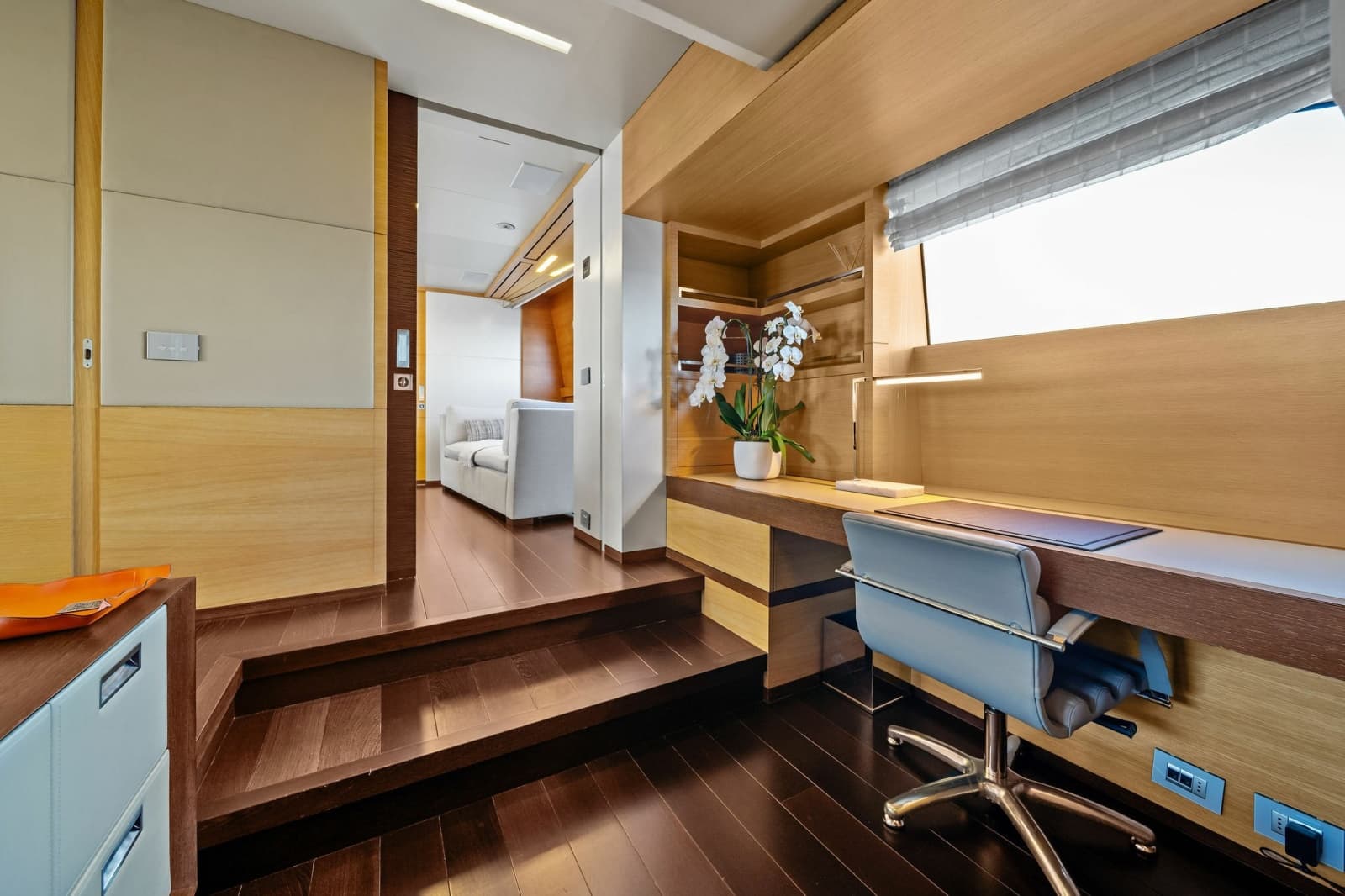 2012 Benetti Classic Supreme 132 - Photo 40
