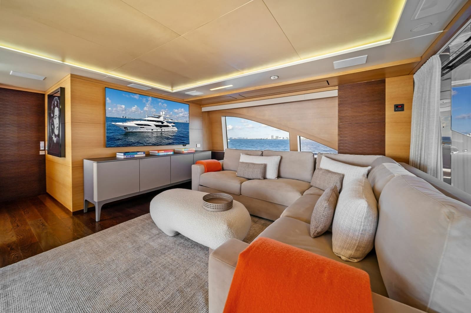 2012 Benetti Classic Supreme 132 - Photo 31