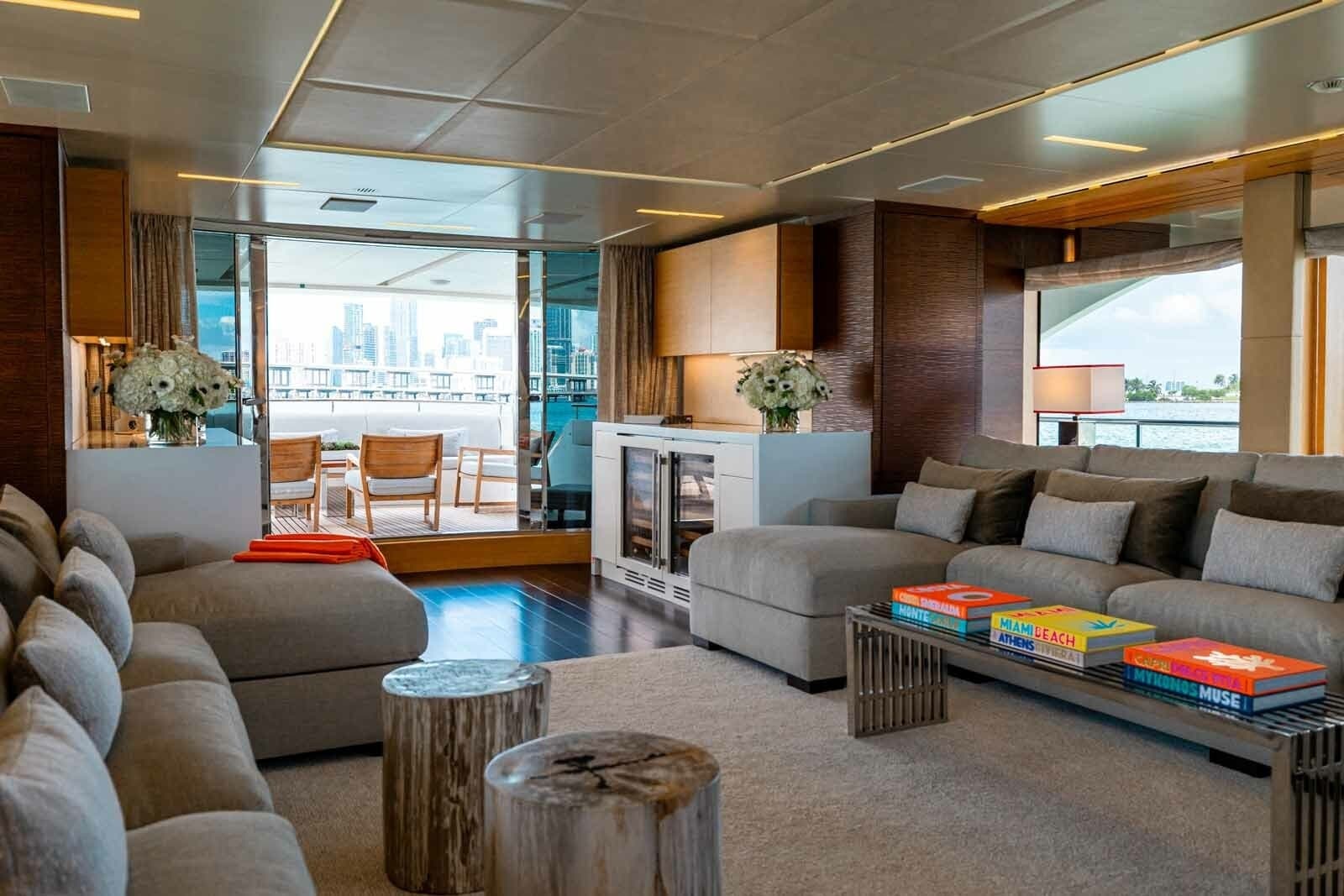 2012 Benetti Classic Supreme 132 - Photo 21