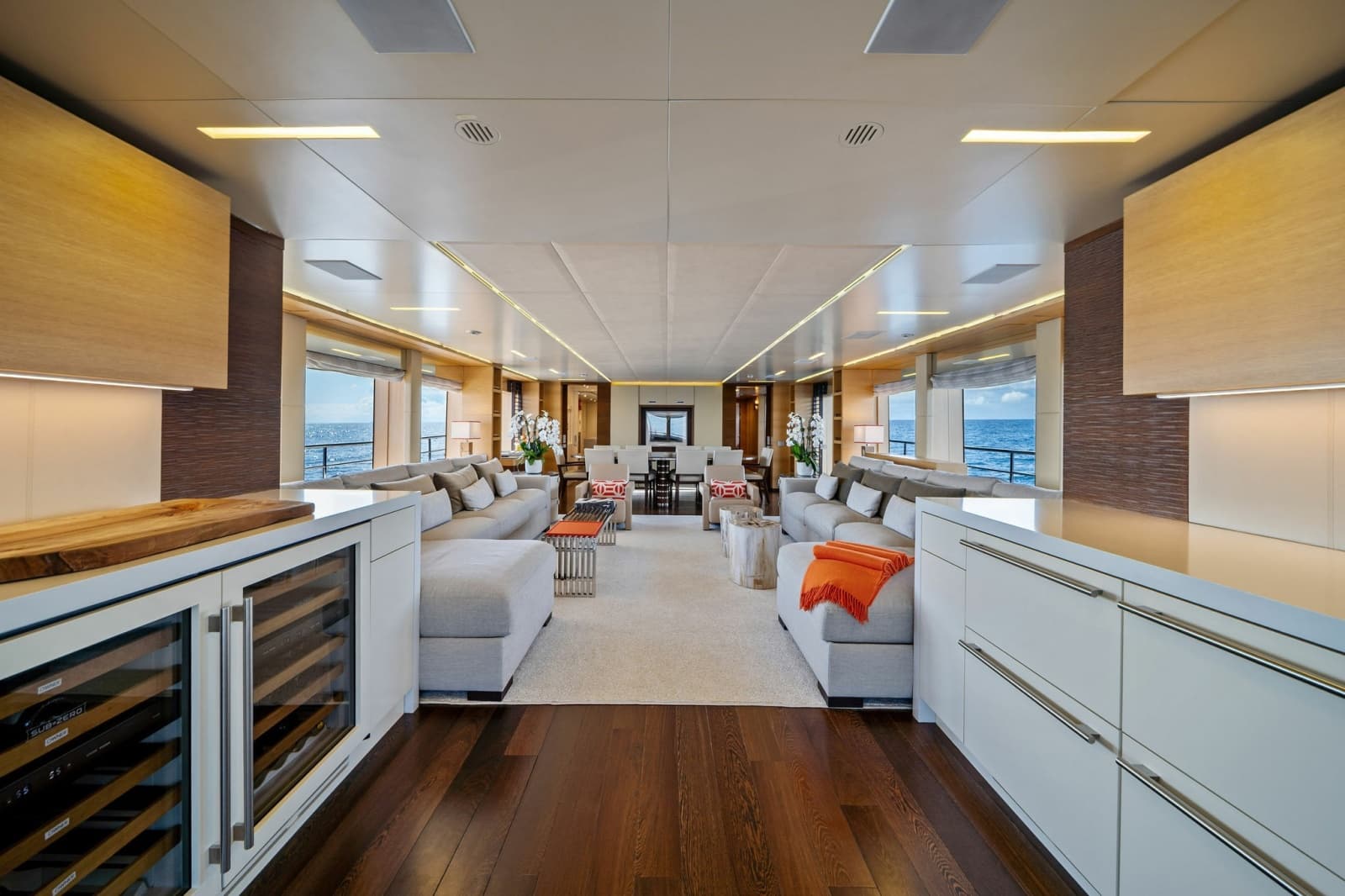 2012 Benetti Classic Supreme 132 - Photo 23
