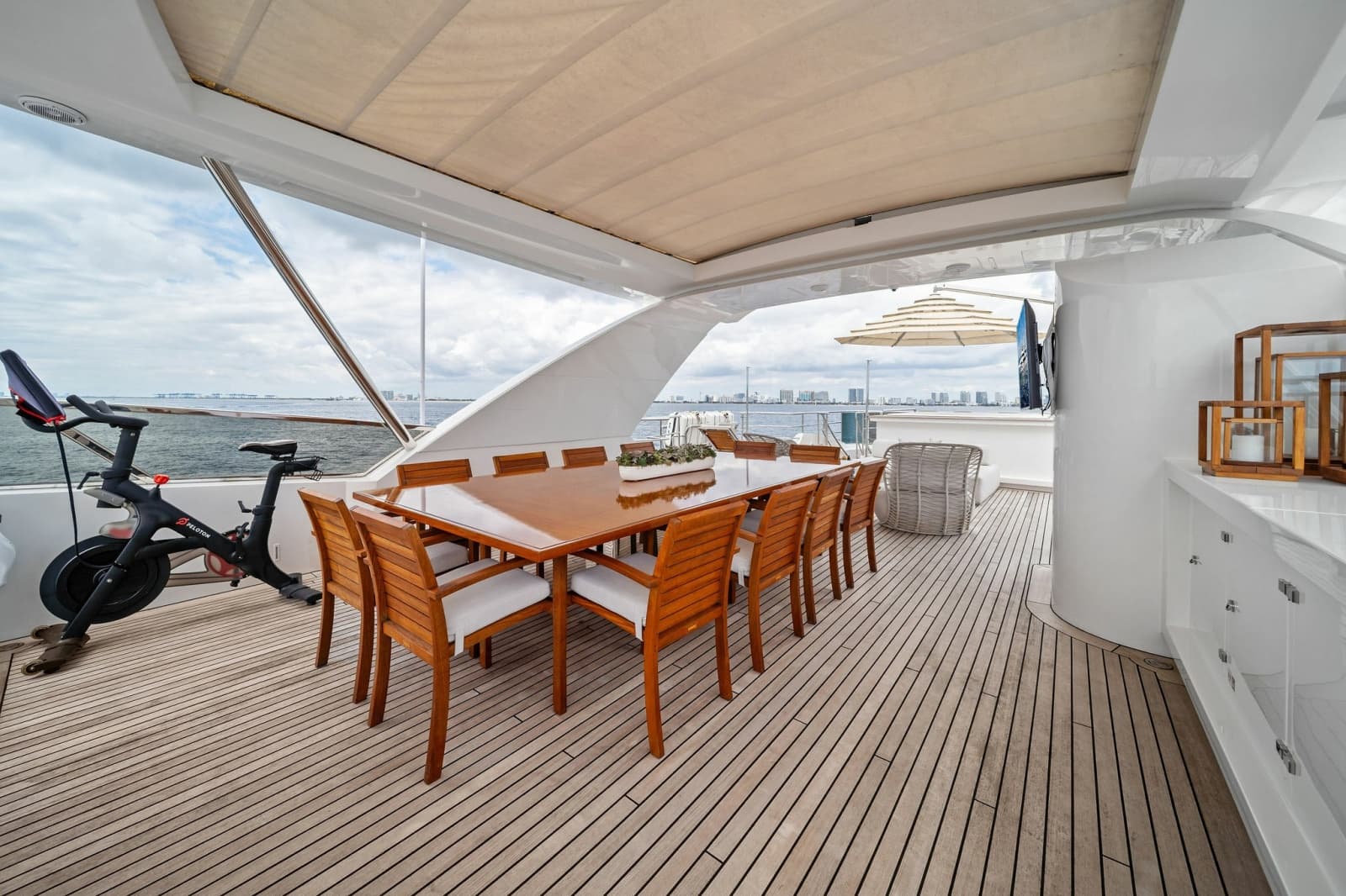2012 Benetti Classic Supreme 132 - Photo 19