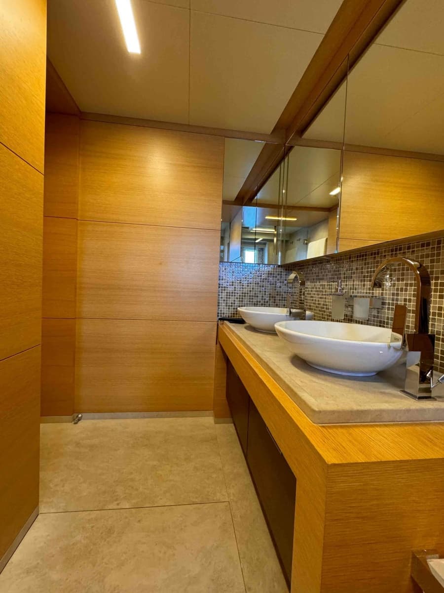 2012 Benetti Classic Supreme 132 - Photo 36