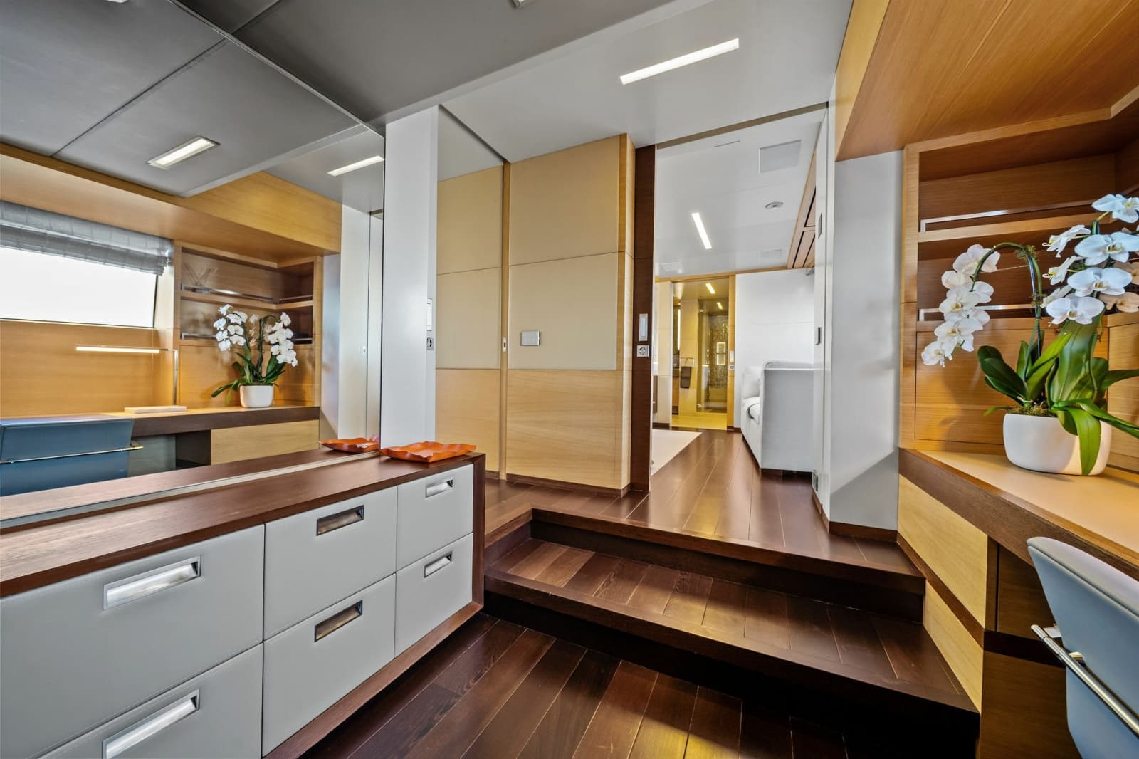 2012 Benetti Classic Supreme 132 - Photo 39
