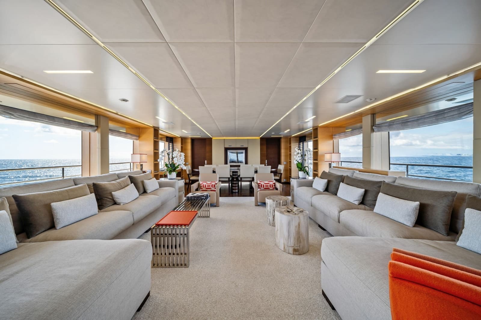 2012 Benetti Classic Supreme 132 - Photo 24