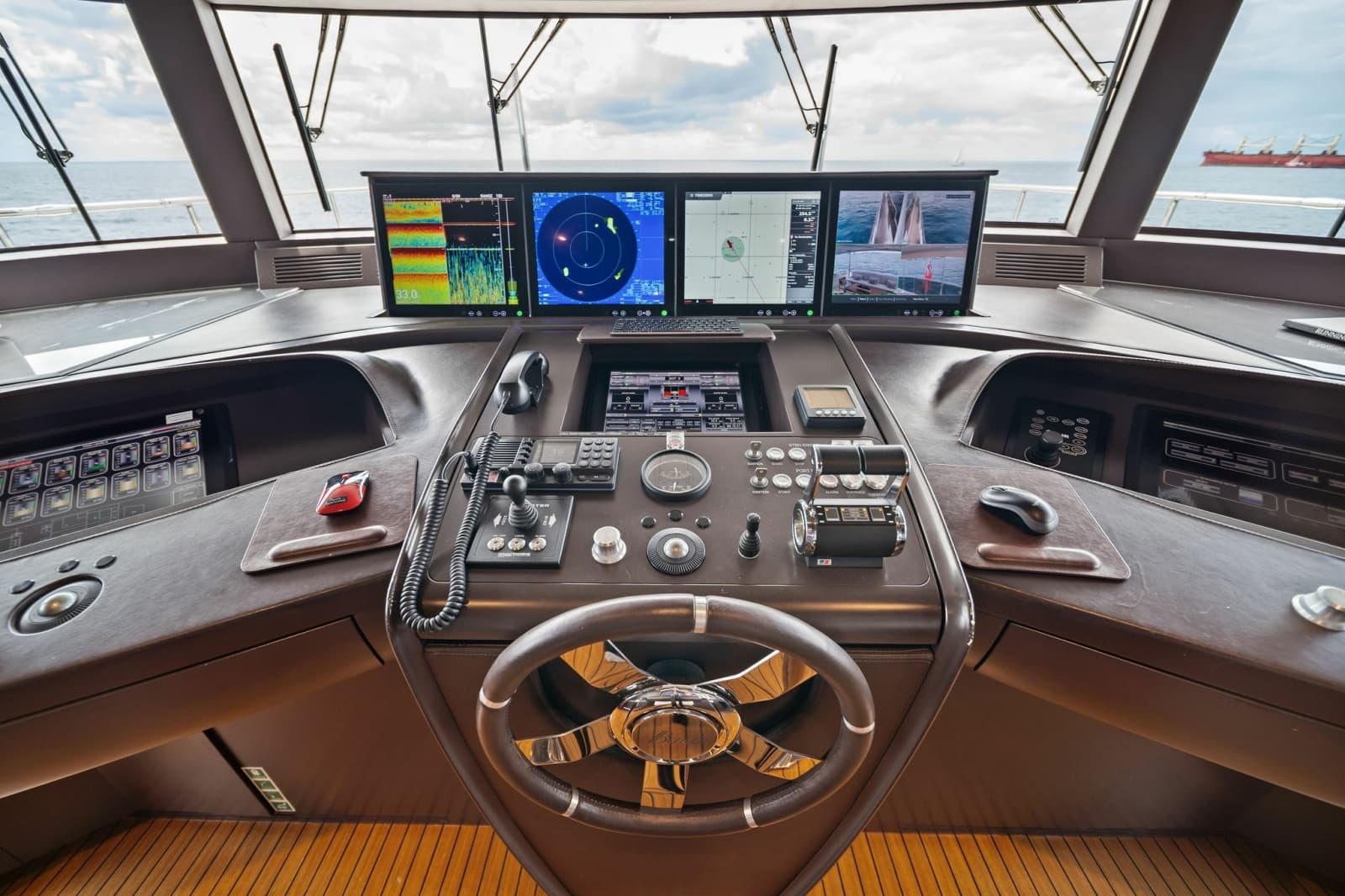 2012 Benetti Classic Supreme 132 - Photo 51