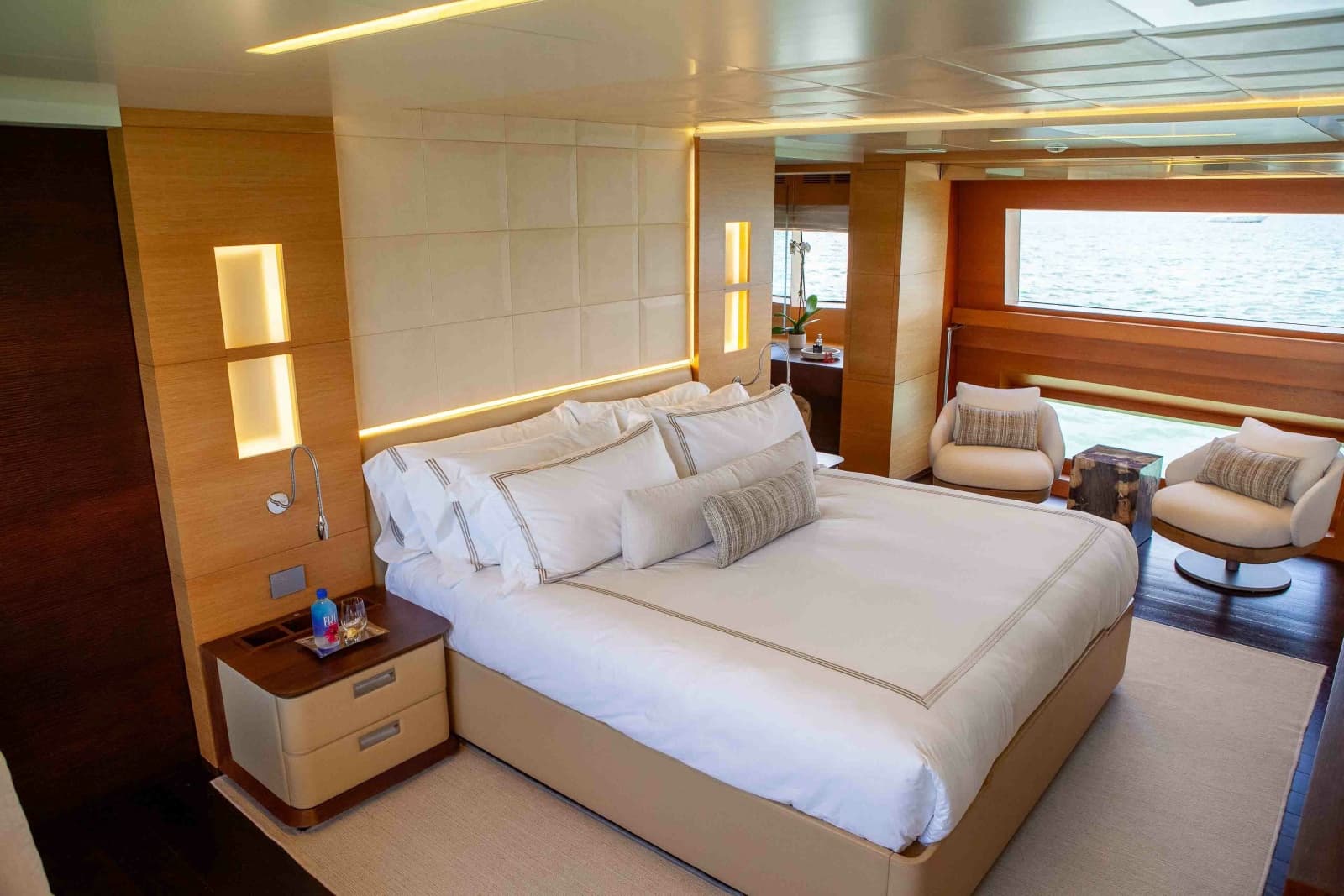 2012 Benetti Classic Supreme 132 - Photo 27