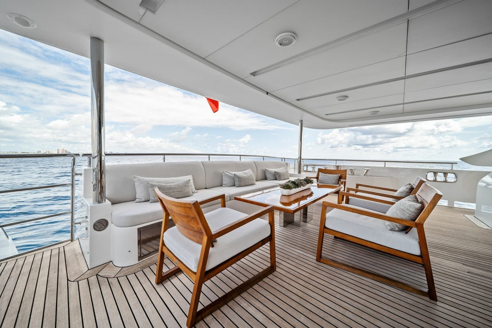 2012 Benetti Classic Supreme 132 - Photo 13
