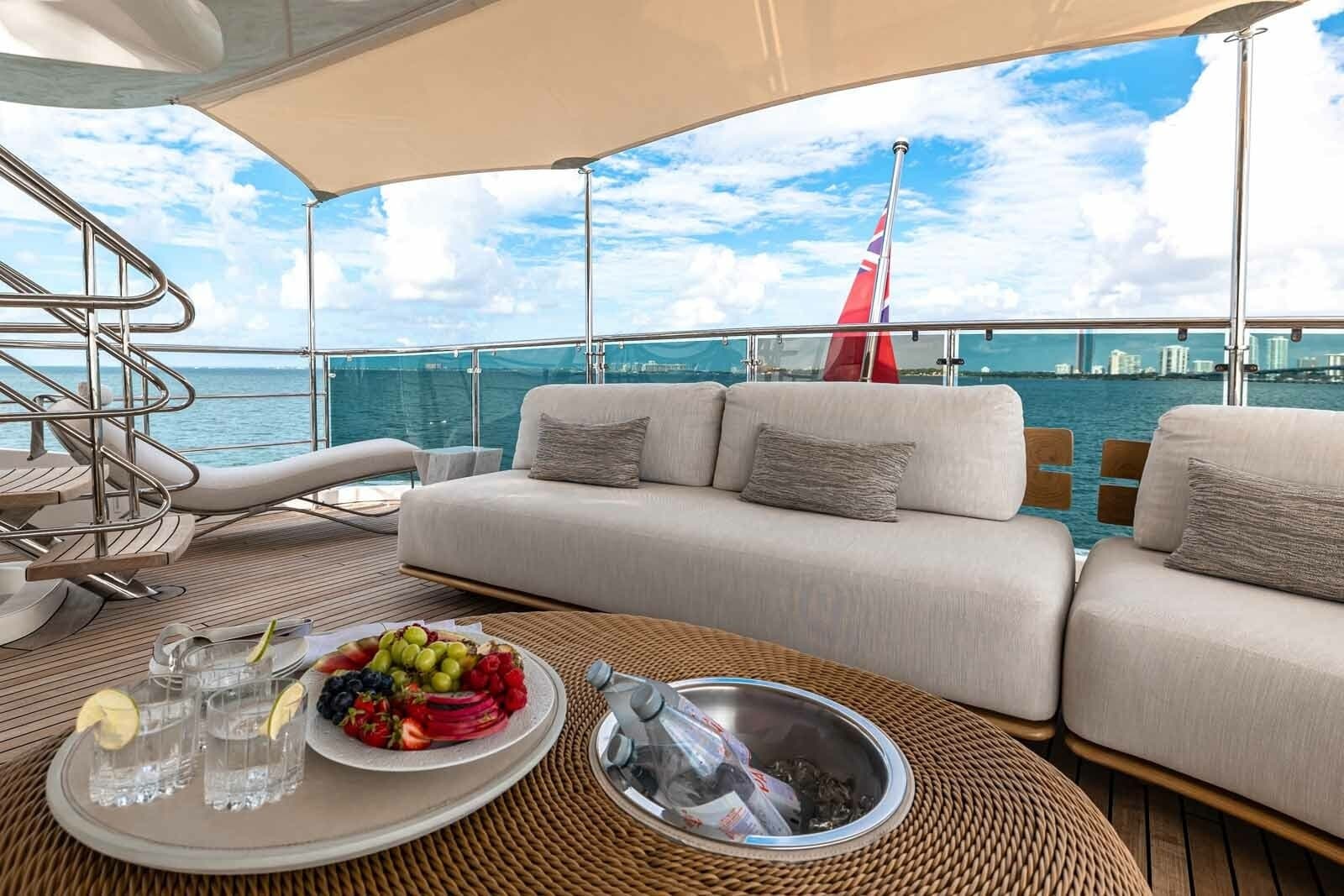 2012 Benetti Classic Supreme 132 - Photo 12