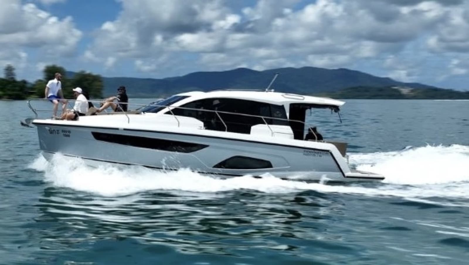 2023 Sealine SC35 - Photo 2