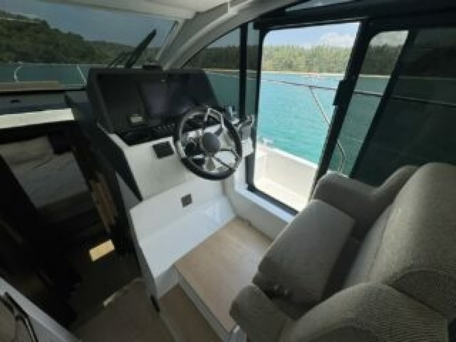 2023 Sealine SC35 - Photo 9