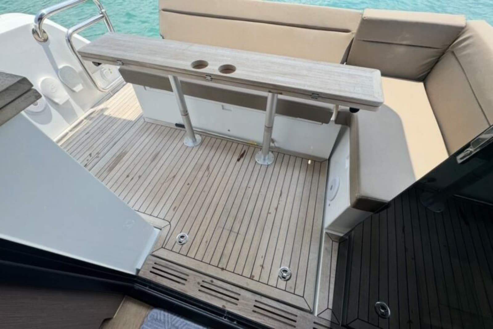 2023 Sealine SC335 - Photo 16