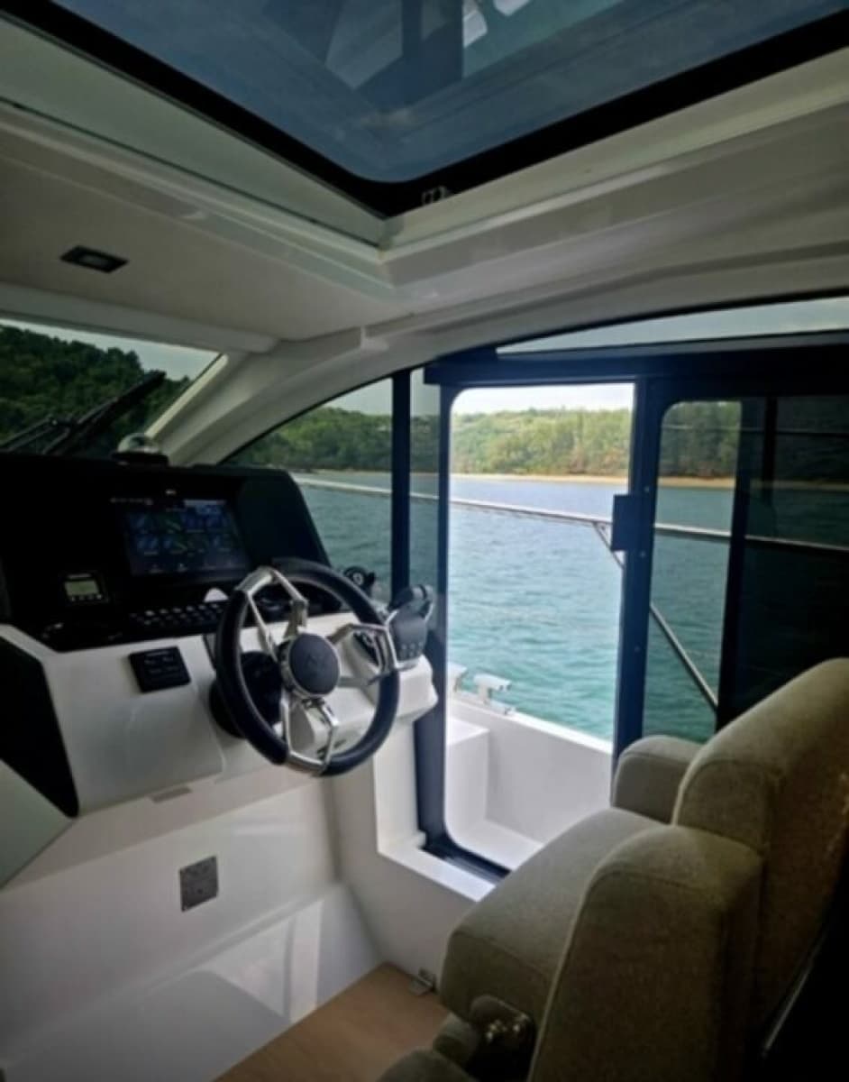 2023 Sealine SC335 - Photo 17