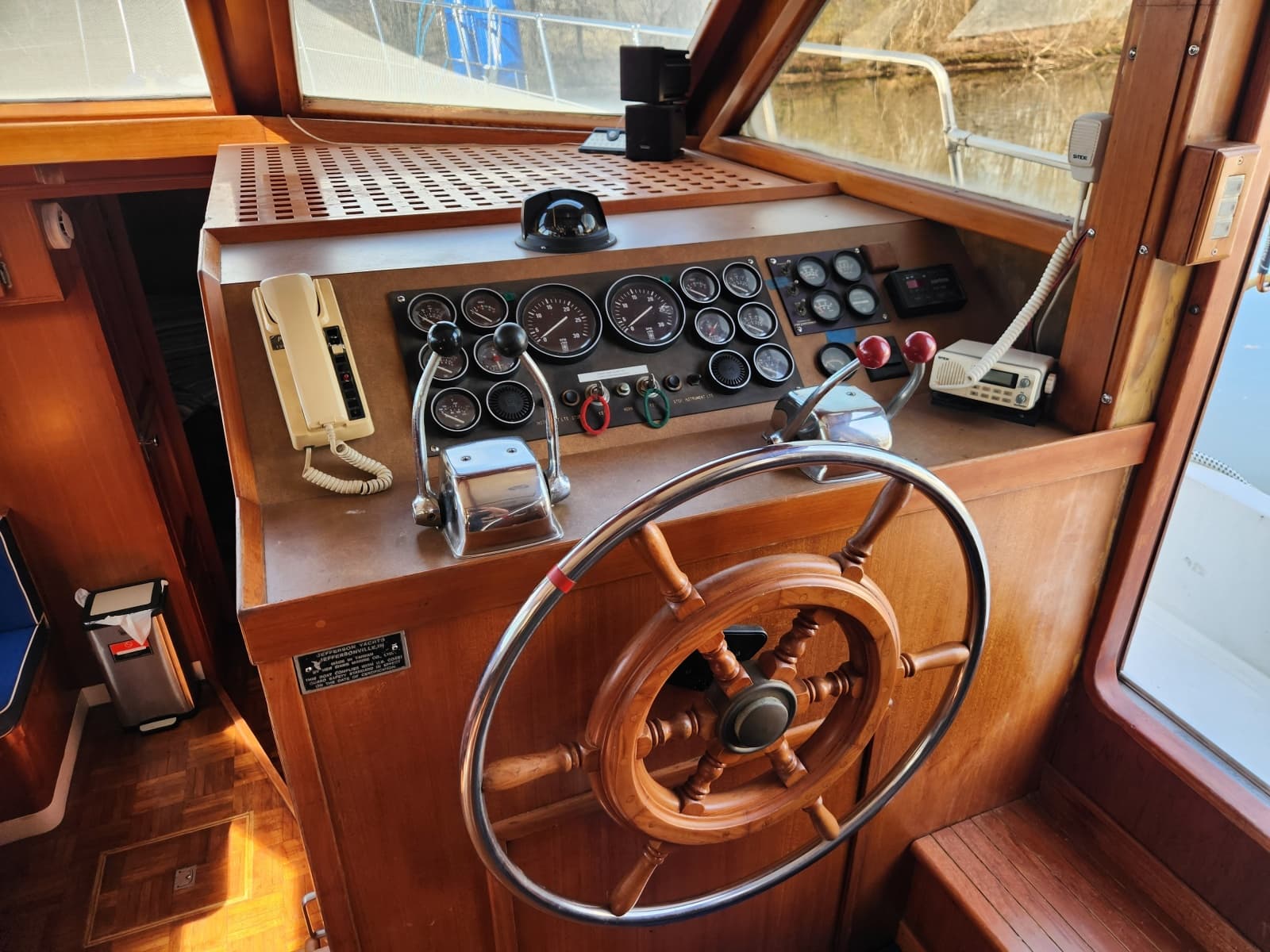 1987 Jefferson  - Photo 20