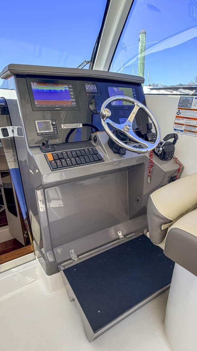 2020 Pursuit 355 OS - Photo 18