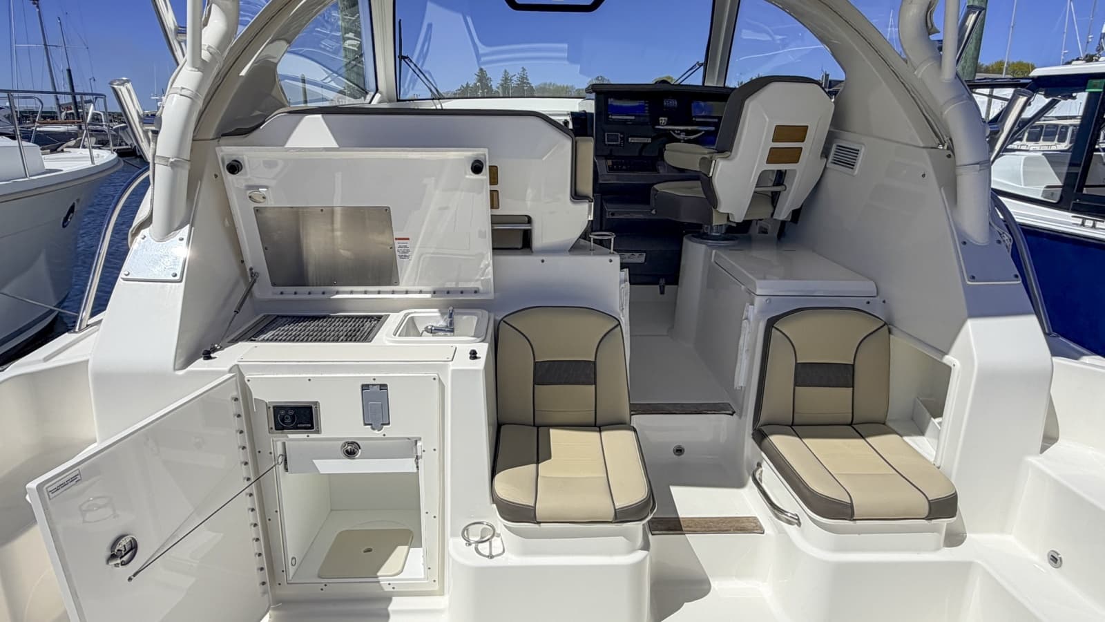 2020 Pursuit 355 OS - Photo 13