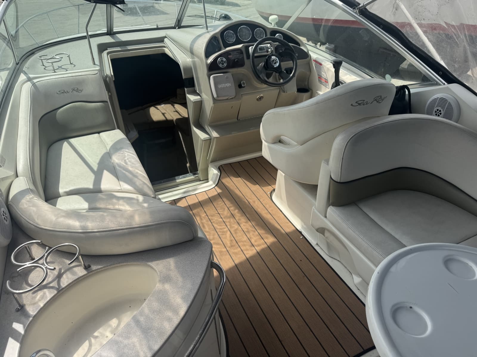 2005 Sea Ray 260 Sundancer - Photo 6