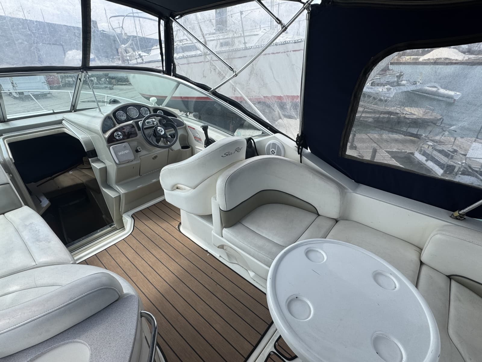 2005 Sea Ray 260 Sundancer - Photo 3