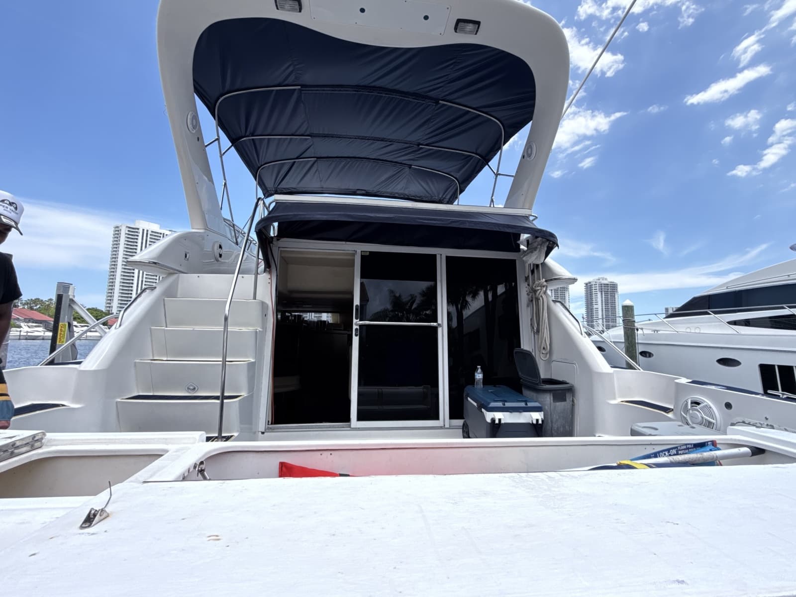 2001 Sea Ray 450 Express Bridge - Photo 2