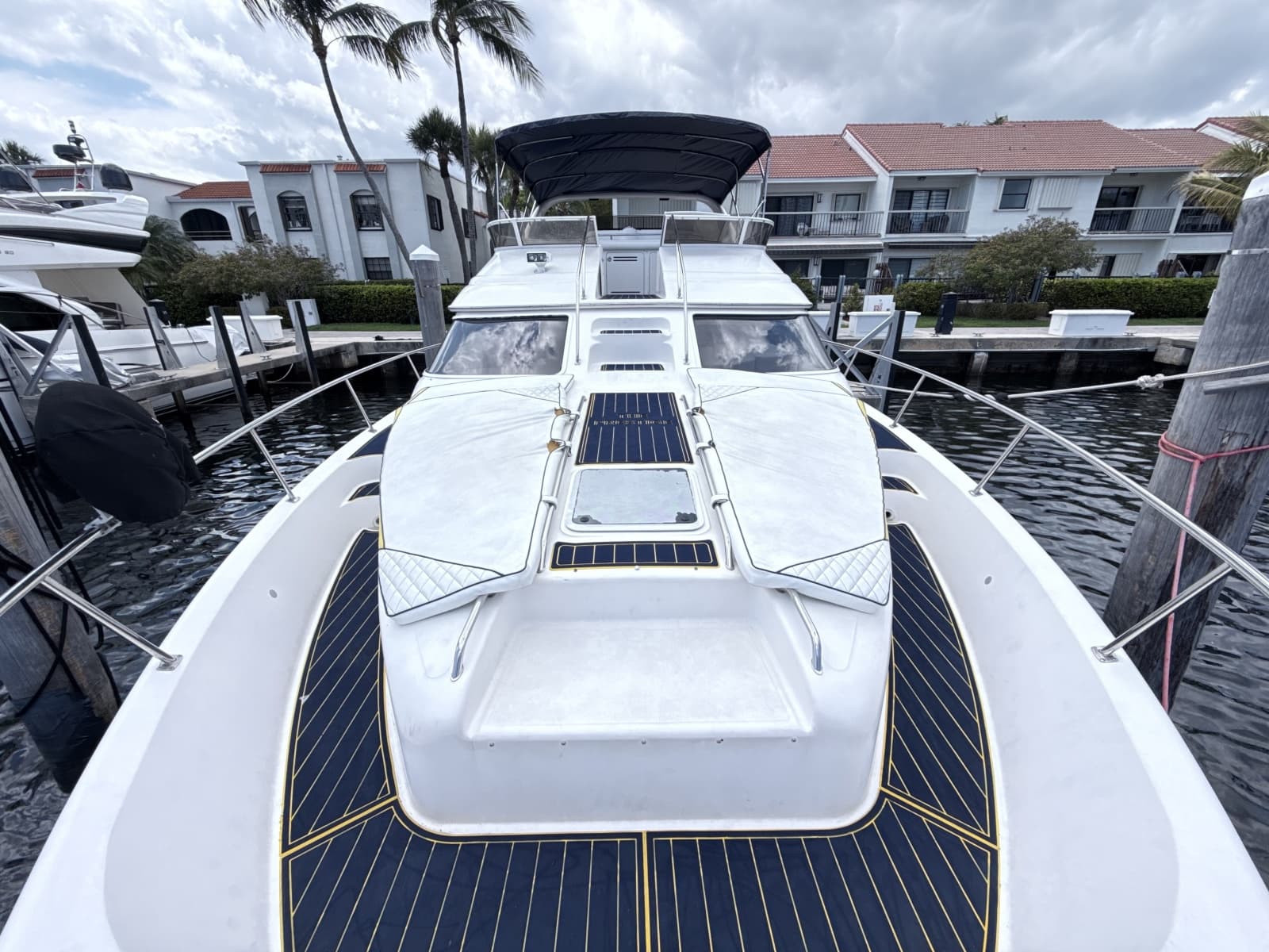 2001 Sea Ray 450 Express Bridge - Photo 7