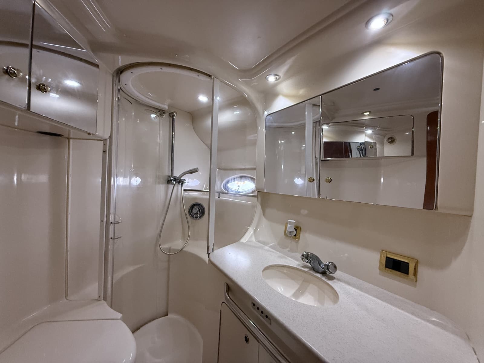 2001 Sea Ray 450 Express Bridge - Photo 21