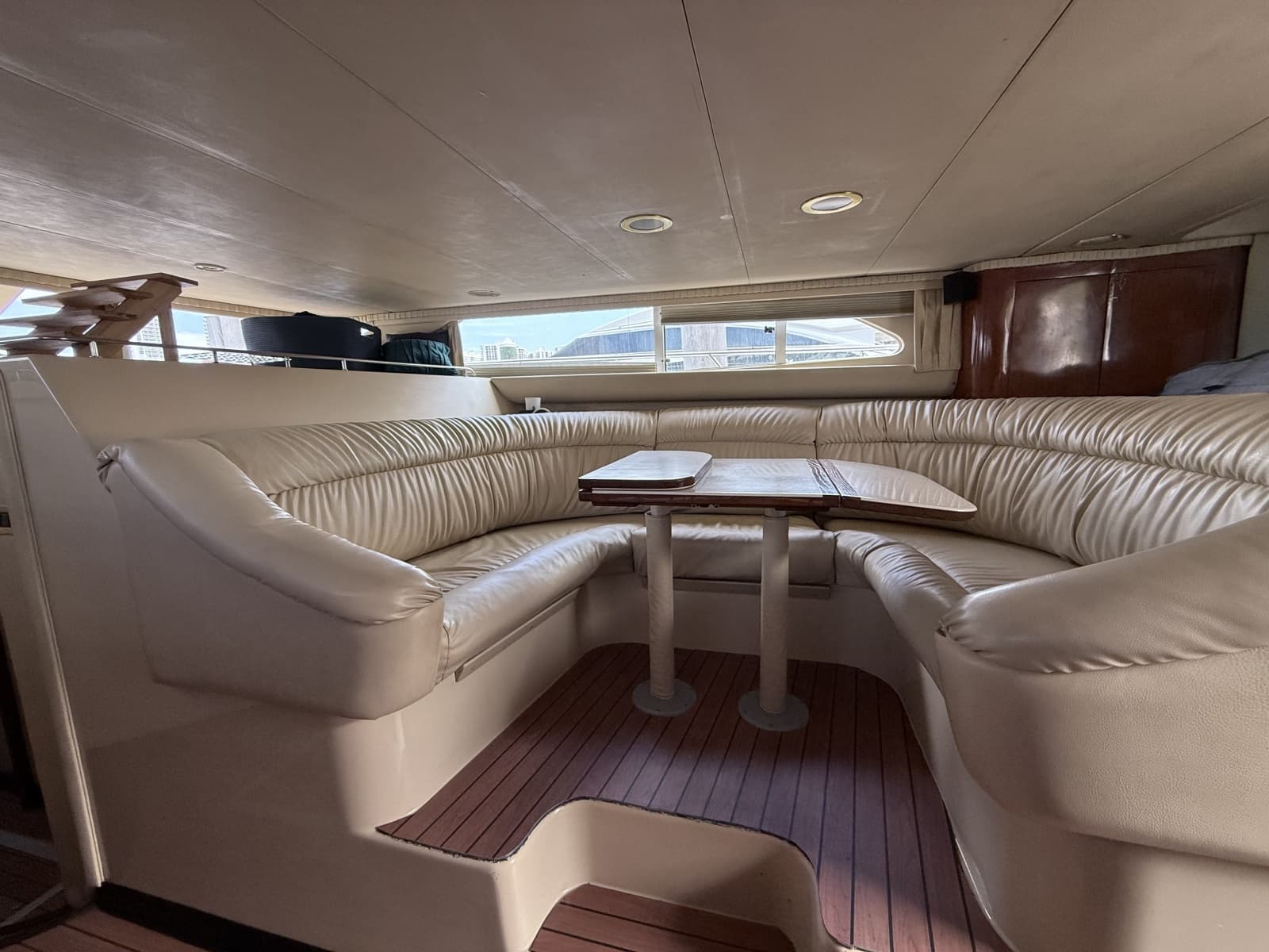 2001 Sea Ray 450 Express Bridge - Photo 13
