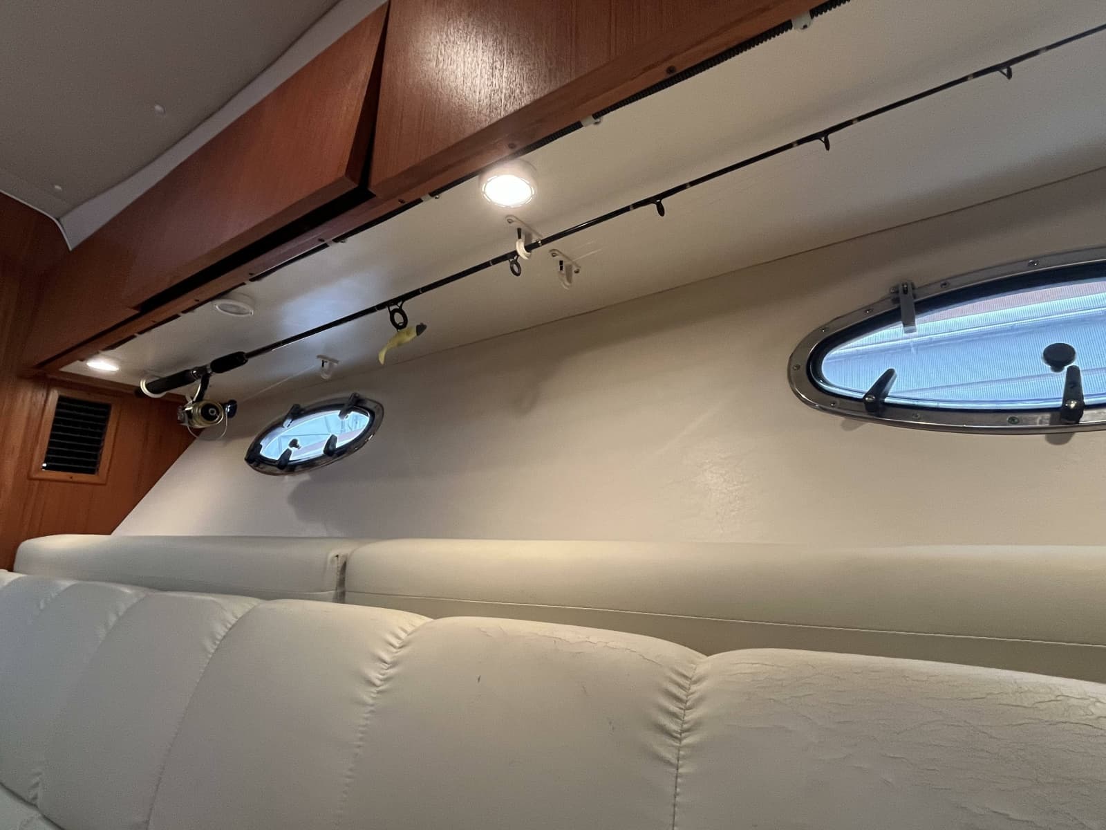 1999 Tiara Yachts 3500 Open - Photo 25