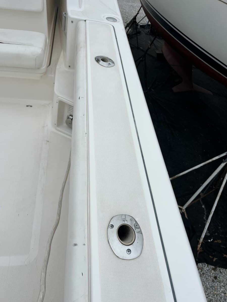1999 Tiara Yachts 3500 Open - Photo 35