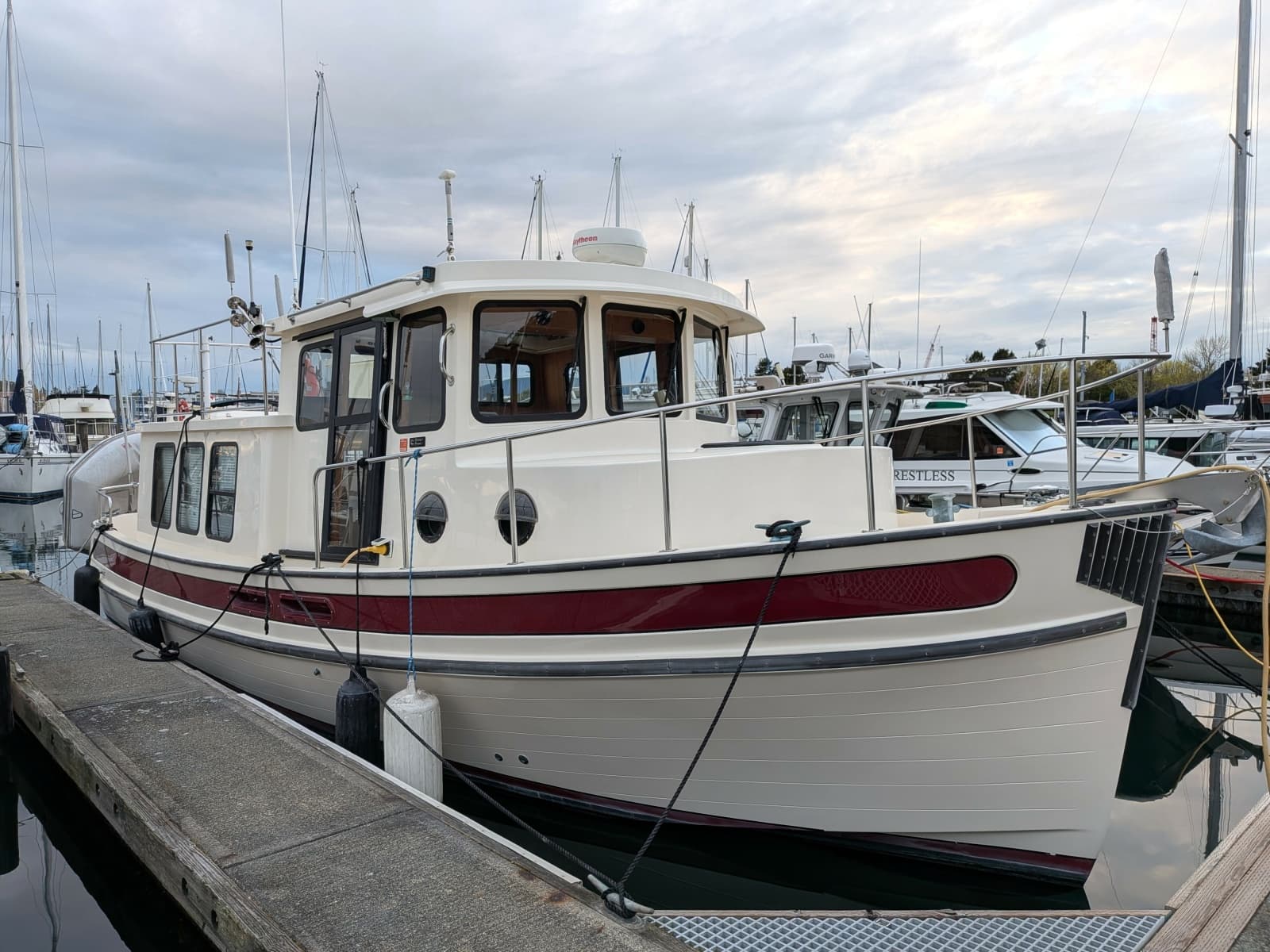 2000 Nordic Tugs 32 - Photo 8