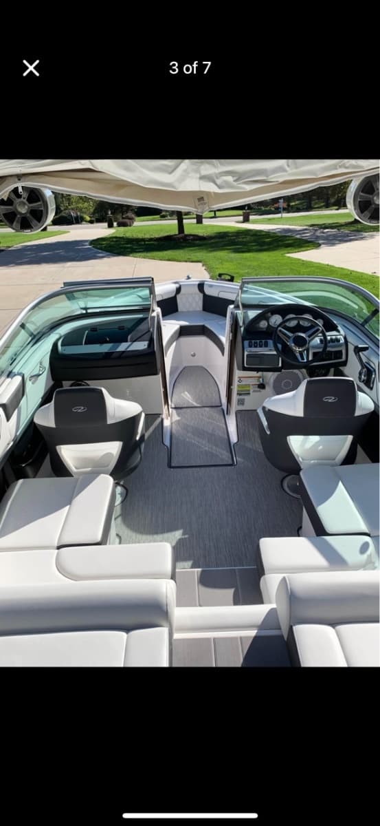 2019 Regal 2100 Bowrider - Photo 11