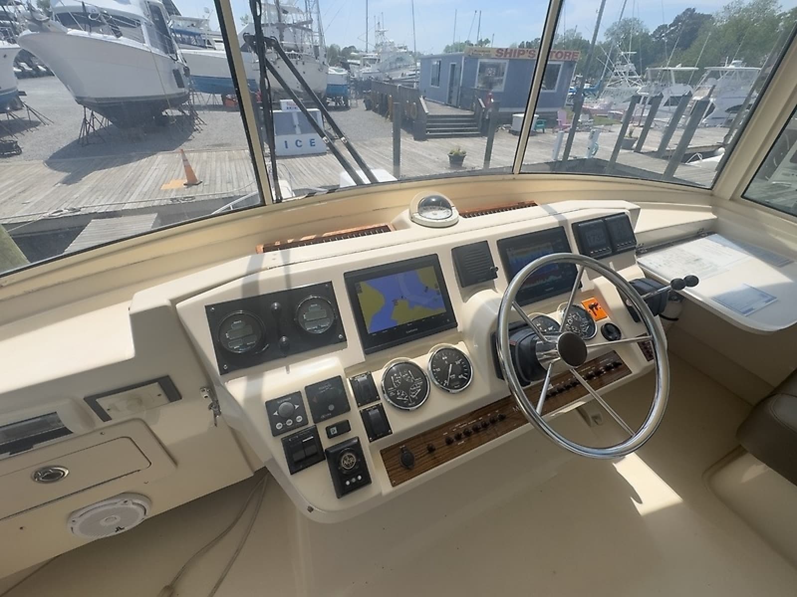 2006 Mainship 43 Trawler - Photo 38