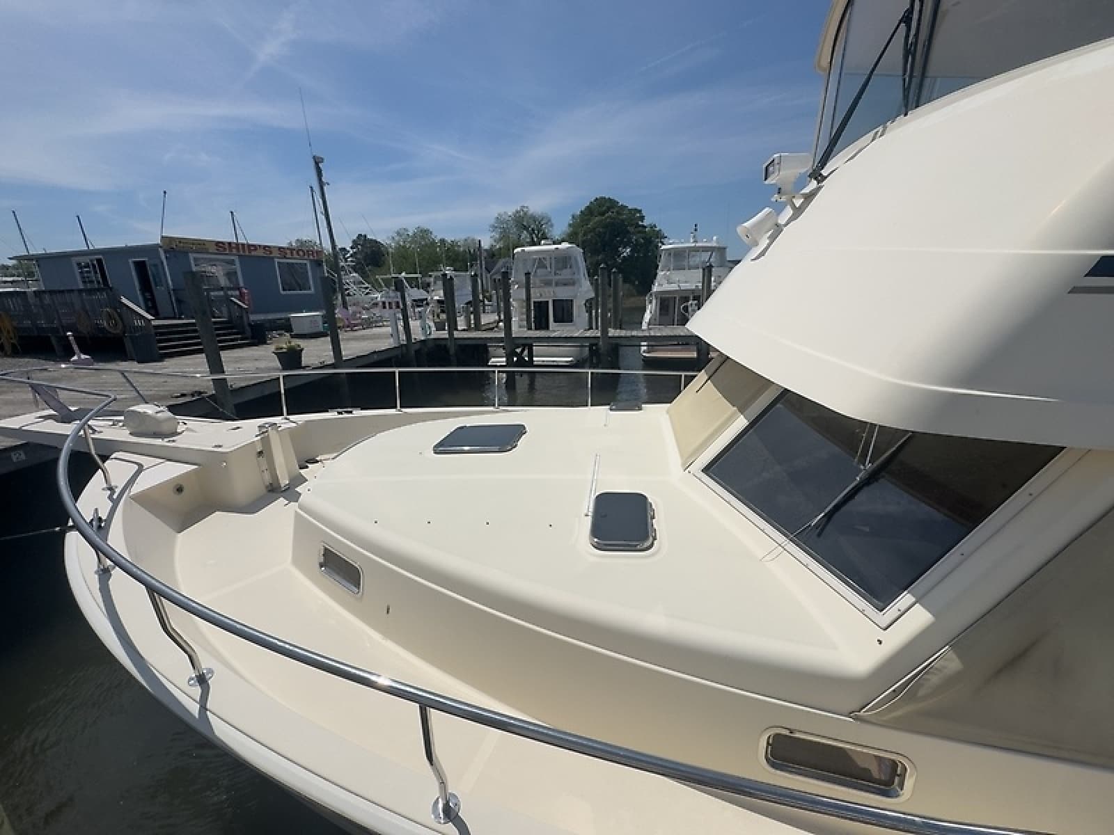2006 Mainship 43 Trawler - Photo 48