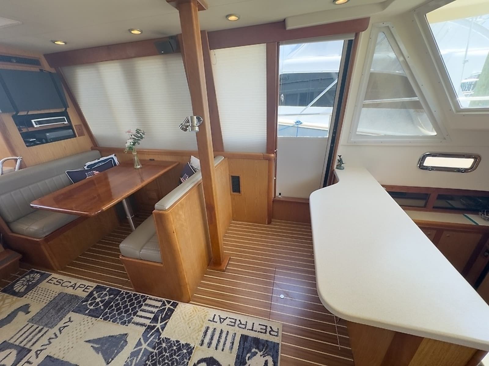 2006 Mainship 43 Trawler - Photo 28