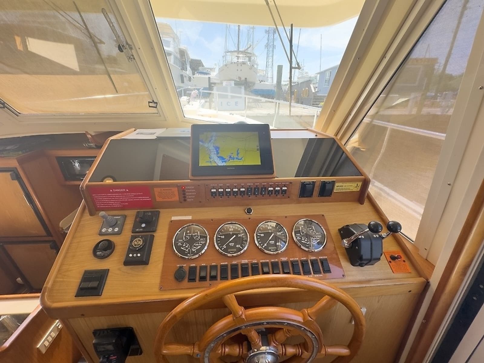 2006 Mainship 43 Trawler - Photo 21