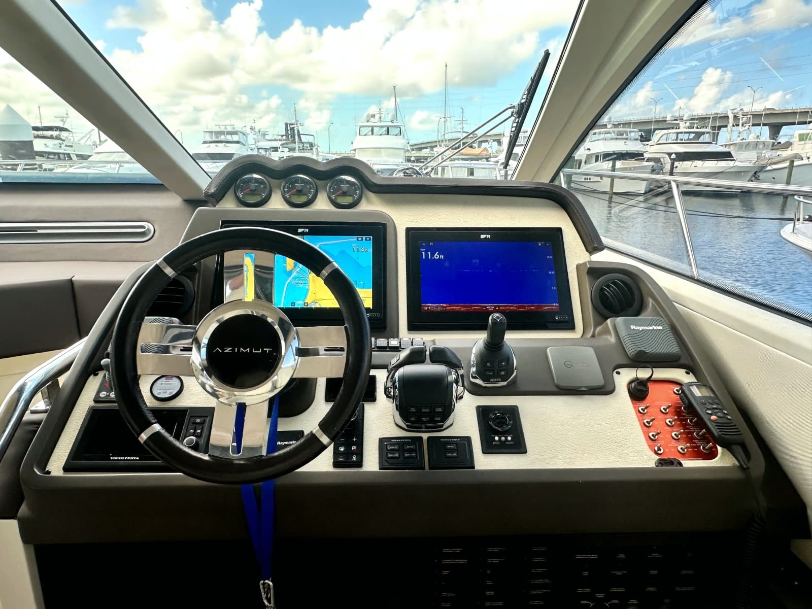 2015 Azimut 55S - Photo 16