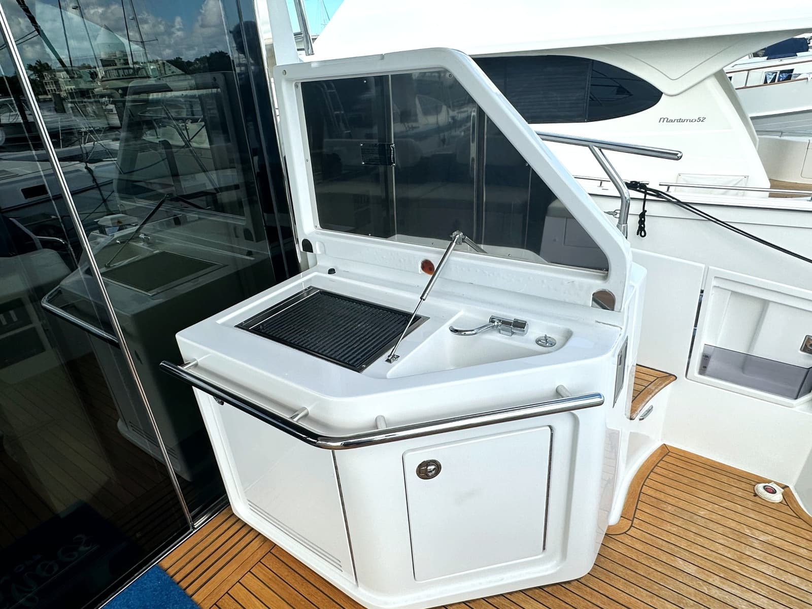 2015 Azimut 55S - Photo 12