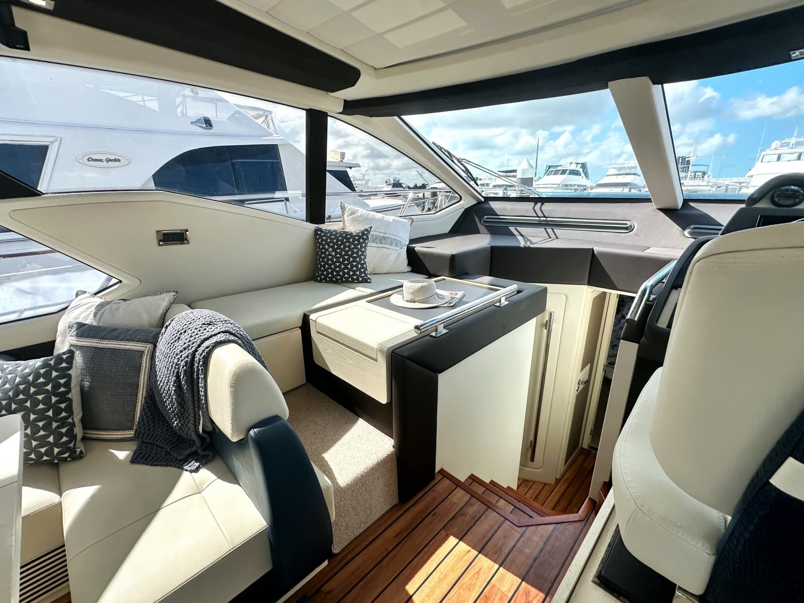 2015 Azimut 55S - Photo 23