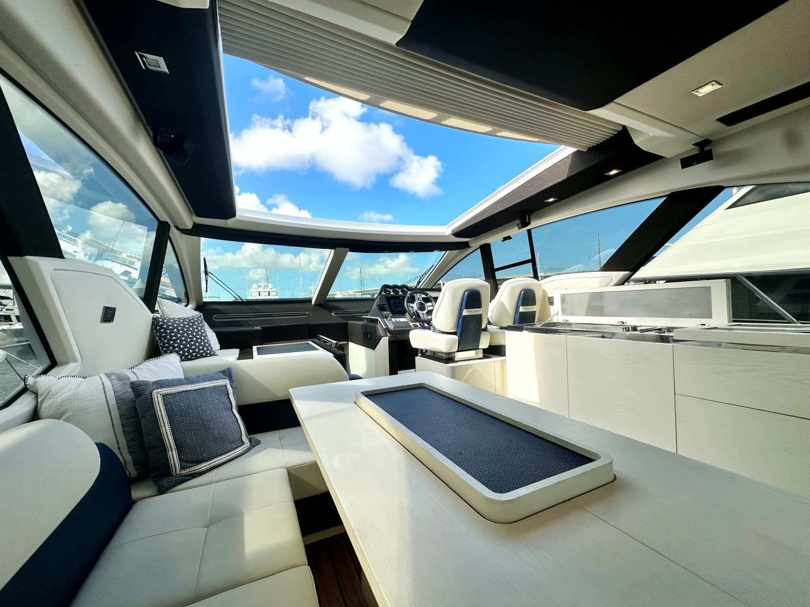 2015 Azimut 55S - Photo 24