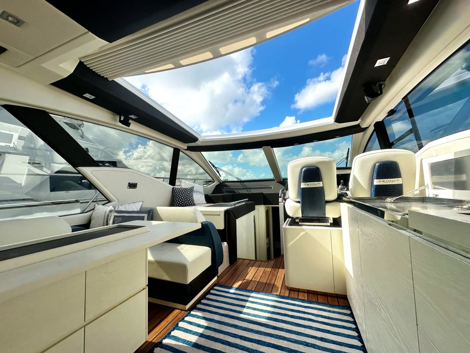 2015 Azimut 55S - Photo 19
