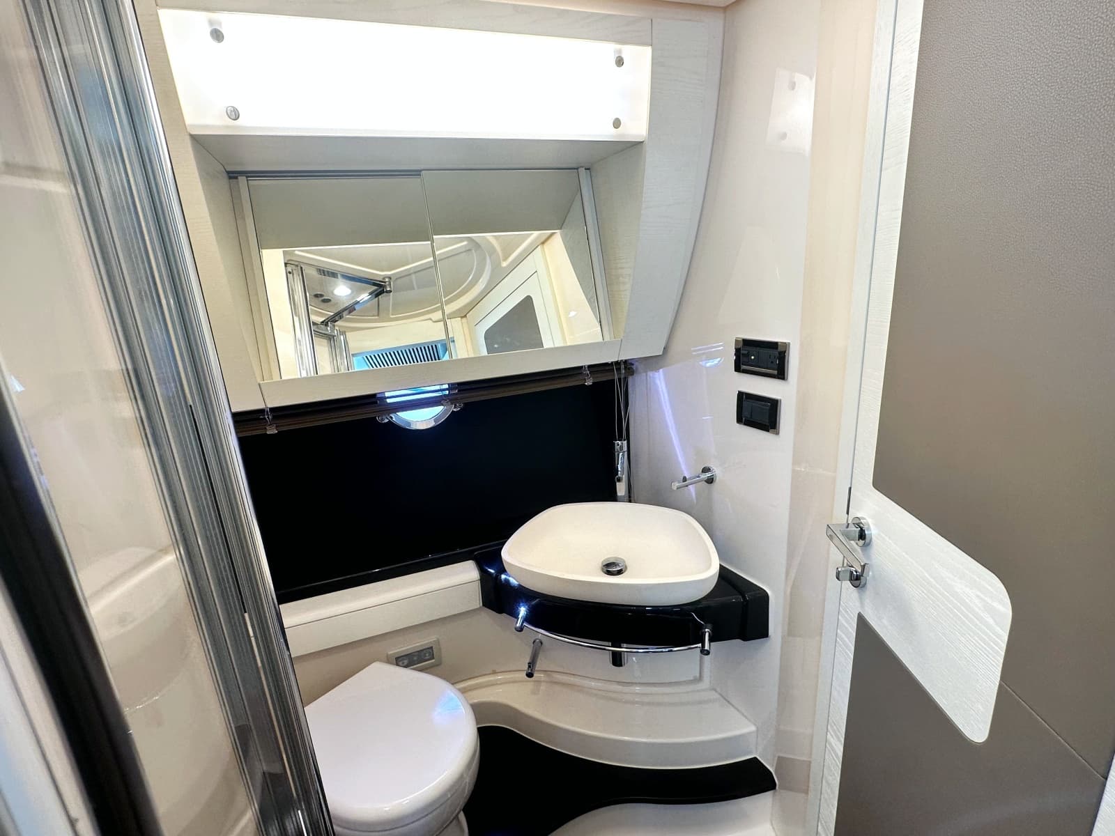 2015 Azimut 55S - Photo 35