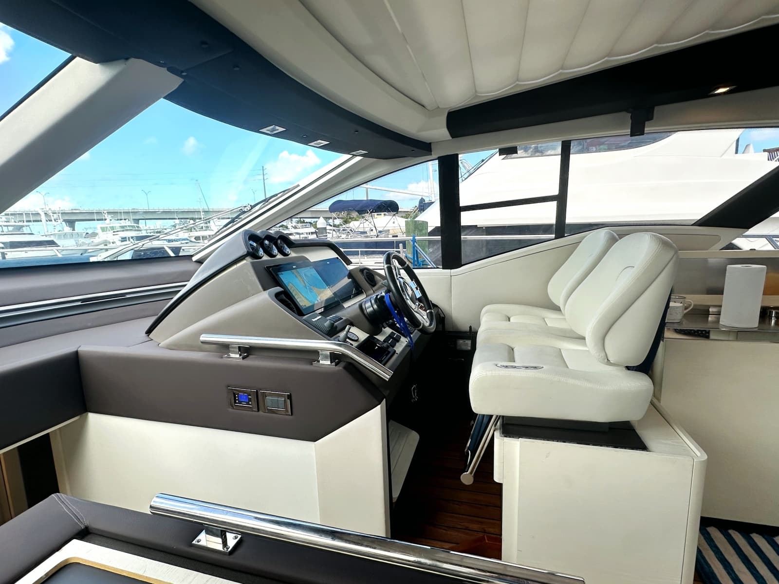 2015 Azimut 55S - Photo 17