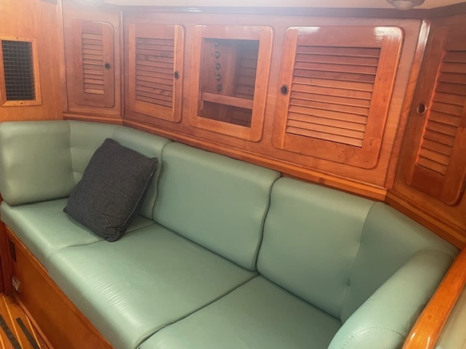 1993 Sabre 38 MK II - Photo 5