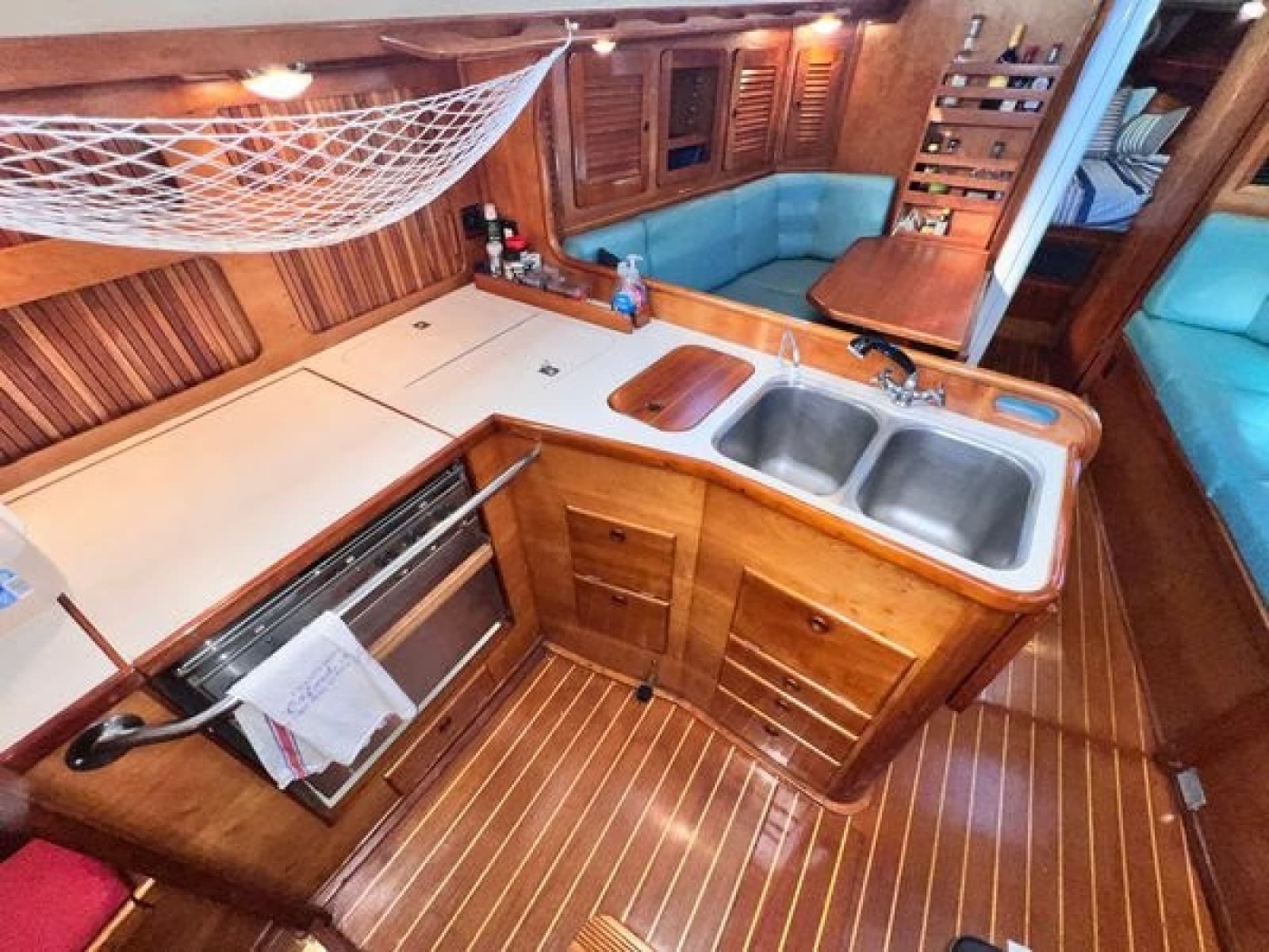 1993 Sabre 38 MK II - Photo 4