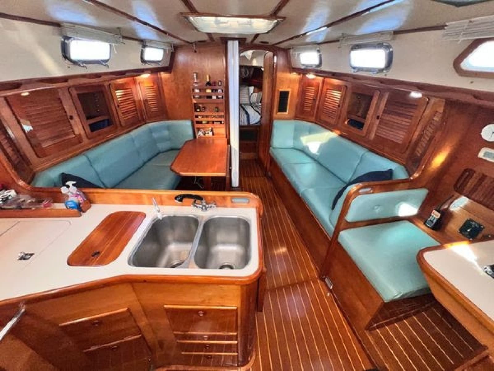 1993 Sabre 38 MK II - Photo 3