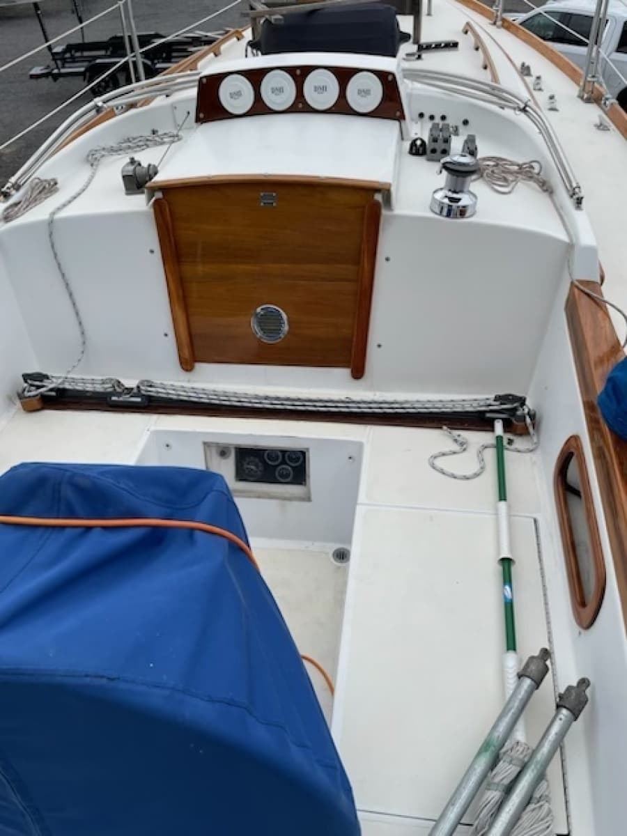 1980 Bristol 35.5 Keel/CB - Photo 9